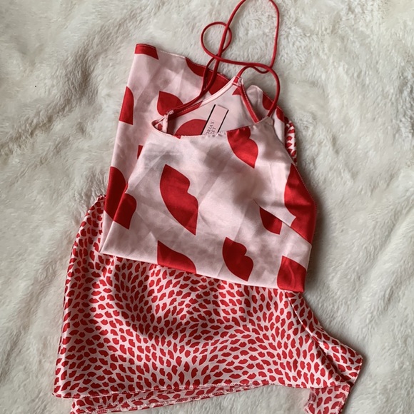 New with tags - Victoria’s Secret two piece pajama set - Picture 1 of 5